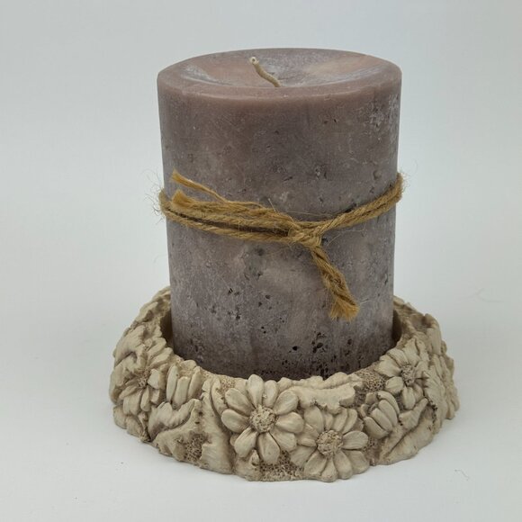 Charleston Soap & Candle Co. Daisy Candle Base + Handcrafted Candle NEW - Picture 2 of 9